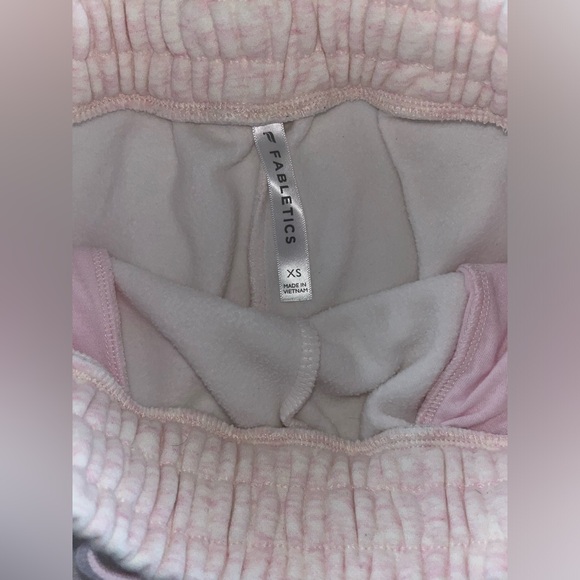🔥Fabletics Go-To Sweatpants - Picture 4 of 5